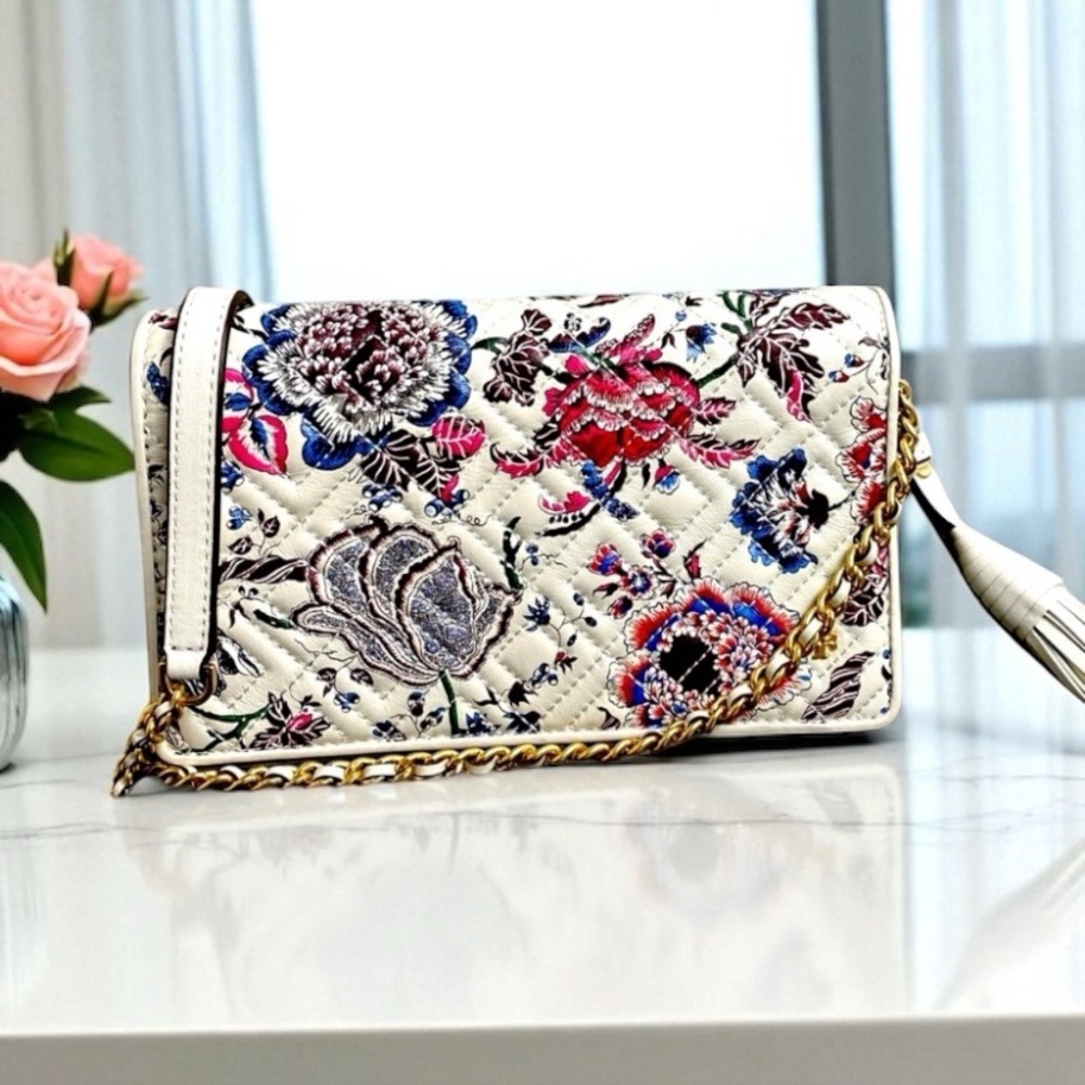 Tory Burch Like New Fleming Quilted Floral Crossbody Clutch Multi Happy …